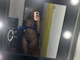 Amara-Rose1 live stream preview